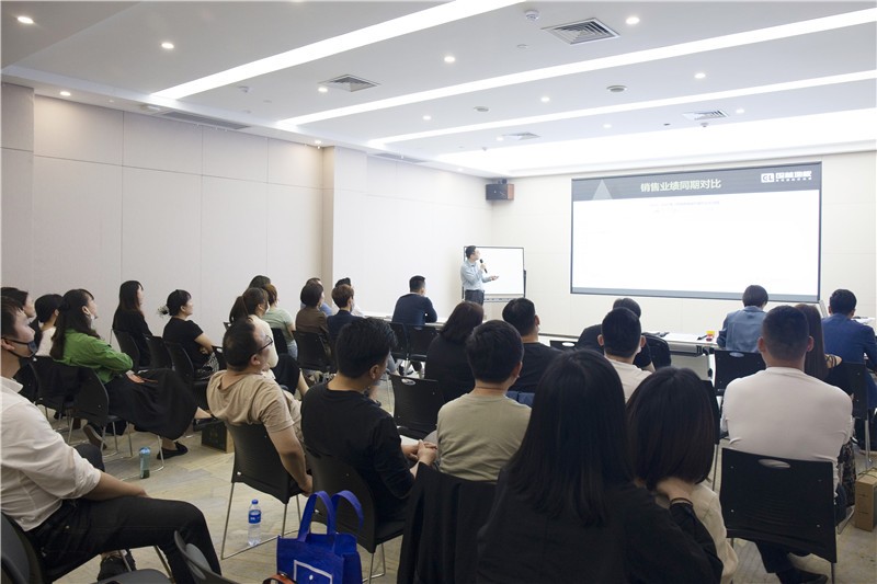 “完美·官方端网站登录入口-完美（中国）
浓情仲夏再起航”4月销售总结暨5月培训会圆满成功